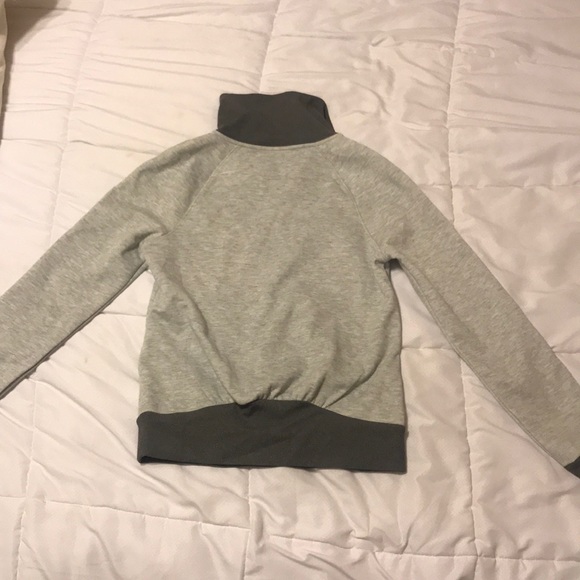 NIKE wind resistant zip-up - Picture 4 of 5